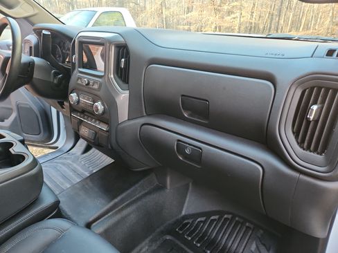 Used 2022 GMC Sierra 1500 Pro w/ Pro Value Package image 32