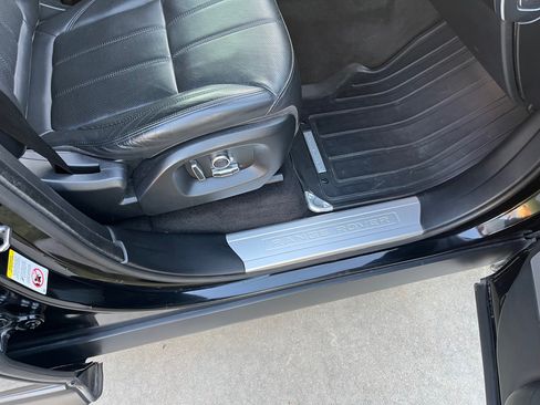 Used 2017 Land Rover Range Rover Sport HSE image 20