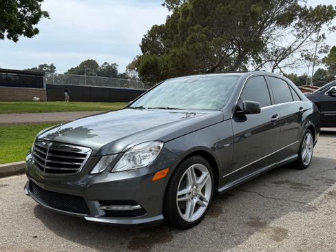 Used 2012 Mercedes-Benz E 350 Sedan image 10