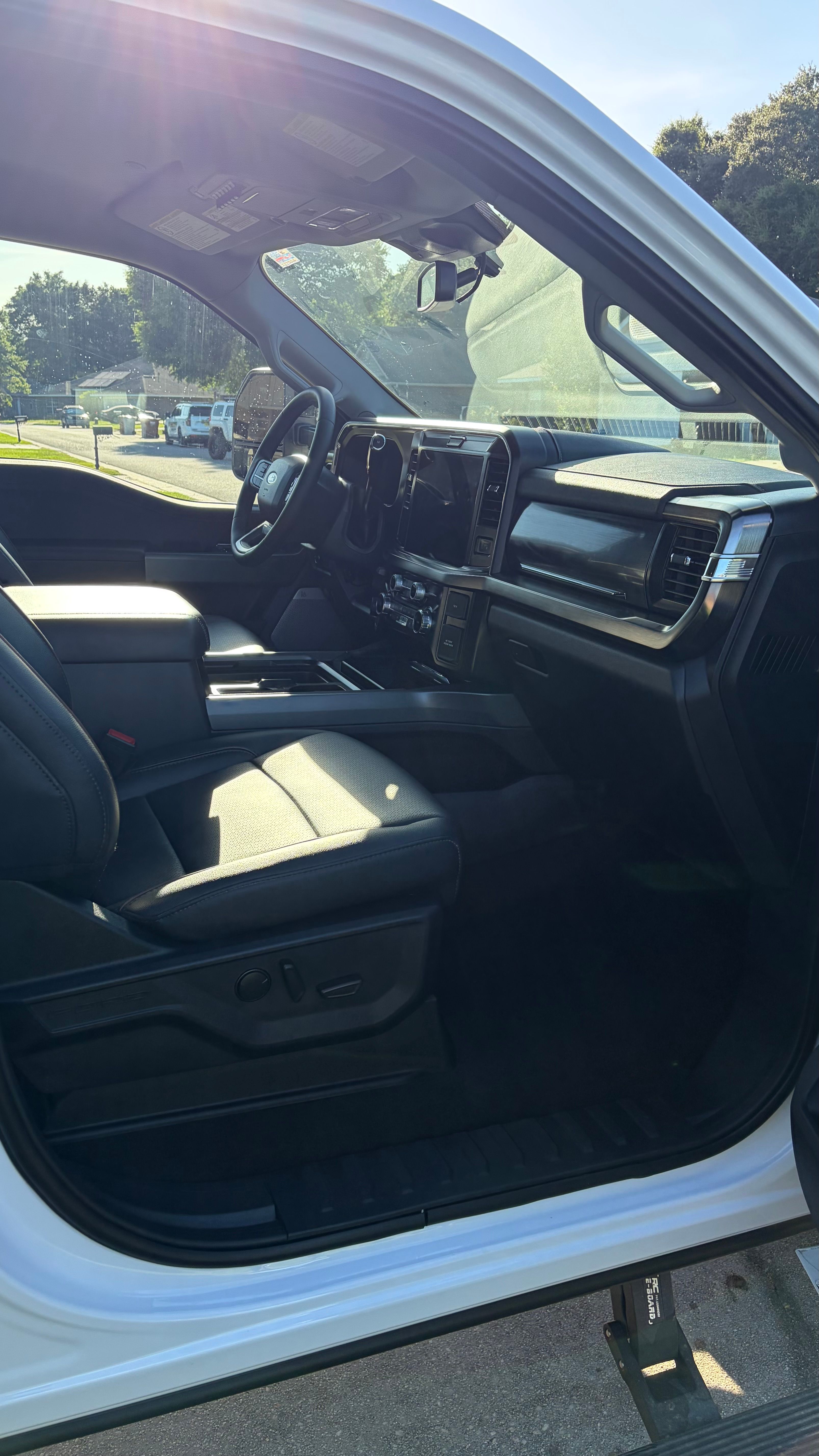 Used 2026 Ford F250 Lariat w/ FX4 Off-Road Package AWD/4WD image 11