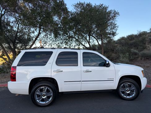 Used 2009 Chevrolet Tahoe LTZ image 18