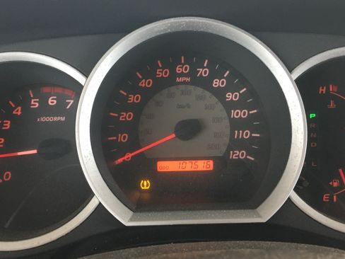 Used 2007 Toyota Tacoma PreRunner w/ SR5 Pkg #2 RWD image 16