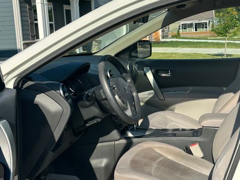 Used 2013 Nissan Rogue S w/ Special Edition Pkg FWD image 29