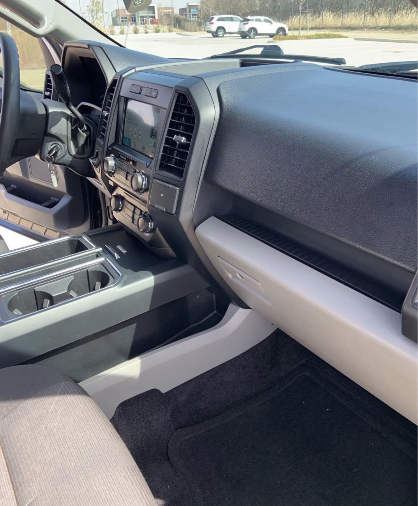 Used 2017 Ford F150 XL w/ Equipment Group 101A Mid RWD image 10