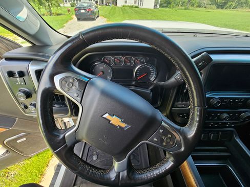 Used 2017 Chevrolet Silverado 3500 LTZ w/ Duramax Plus Package image 14