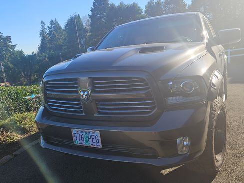 Used 2016 RAM 1500 Sport image 1