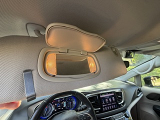 Used 2019 Chrysler Pacifica Touring-L Plus w/ Advanced Safetytec Group FWD image 9