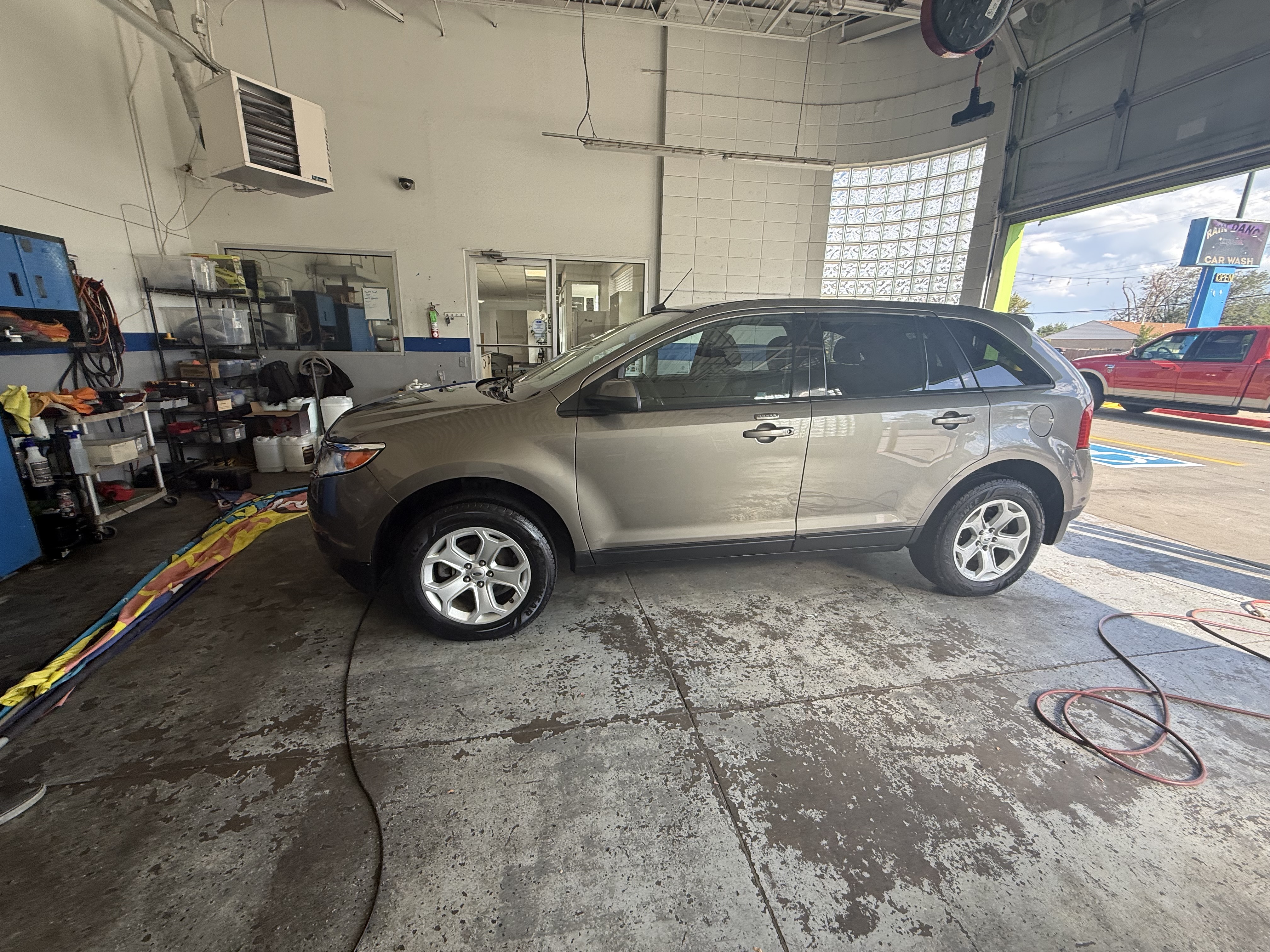 Used 2014 Ford Edge SEL w/ Equipment Group 205A AWD/4WD image 1