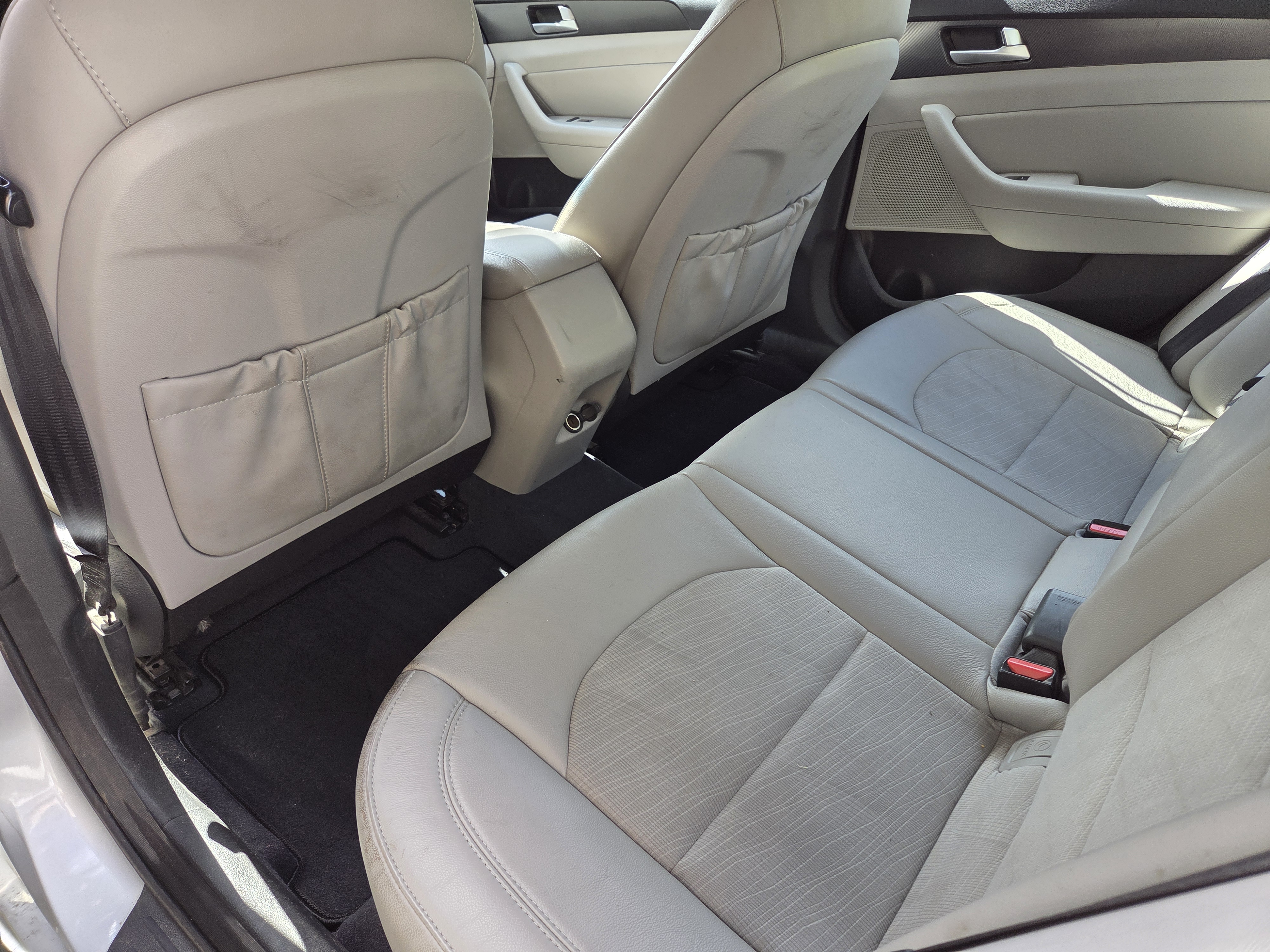 Used 2015 Hyundai Sonata Sport w/ Option Group 03 FWD image 11