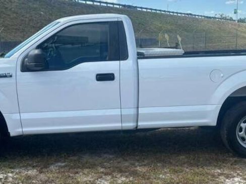 Used 2016 Ford F150 XL w/ Equipment Group 101A Mid image 9