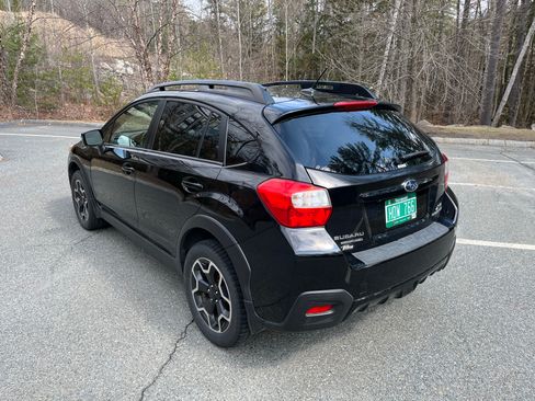 Used 2015 Subaru Crosstrek 2.0i Limited AWD/4WD image 4