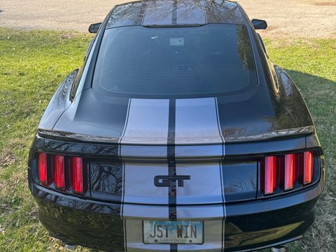 Used 2017 Ford Mustang GT w/ Interior & Wheel Package RWD image 4
