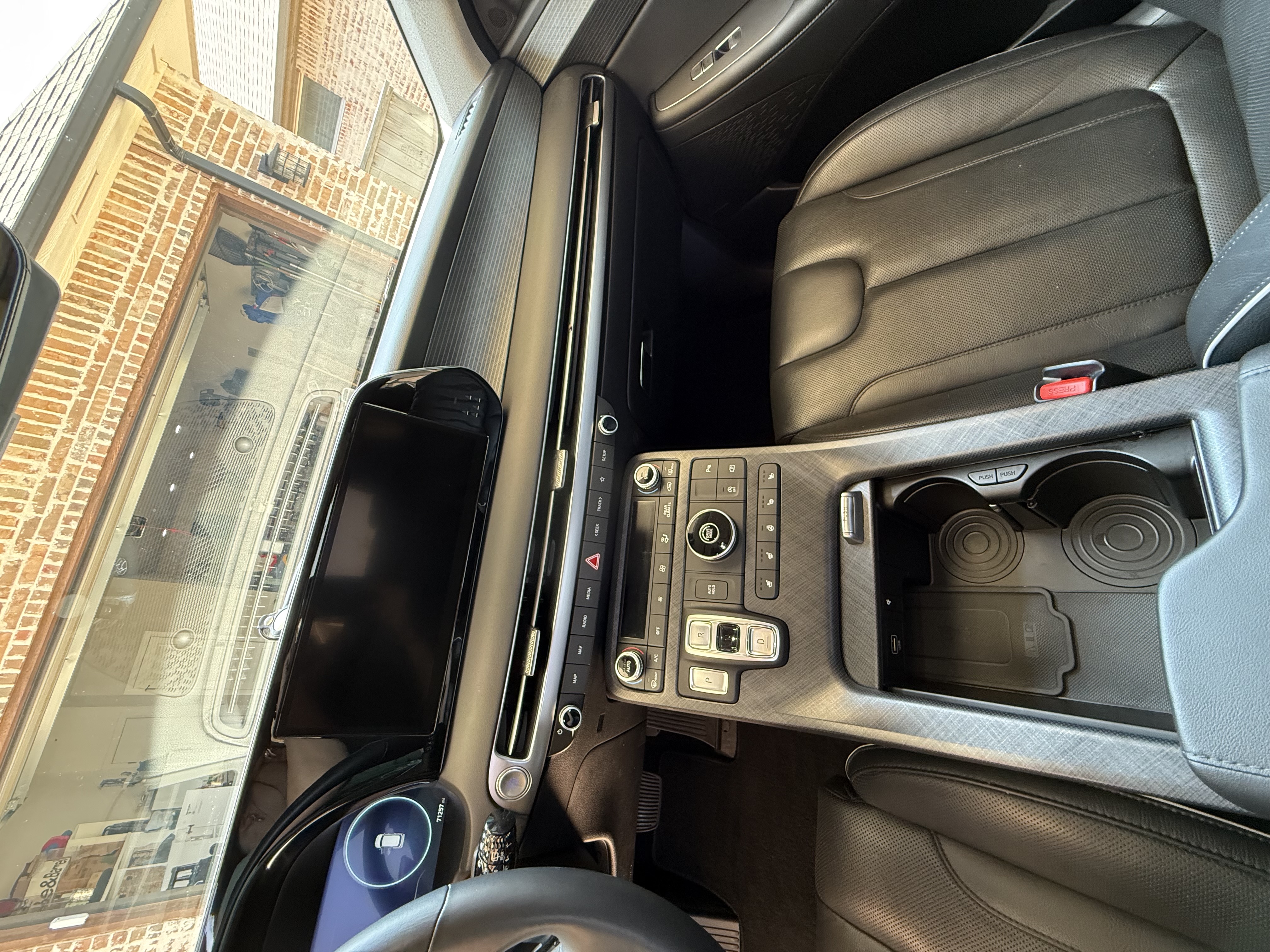 Used 2023 Hyundai Palisade Limited FWD image 12