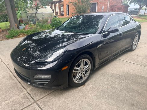 Used 2012 Porsche Panamera S RWD image 6