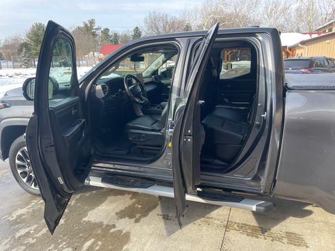 Used 2022 Toyota Tundra Limited image 9