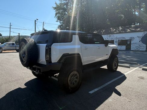 Used 2025 GMC Hummer EV 3X AWD/4WD image 11