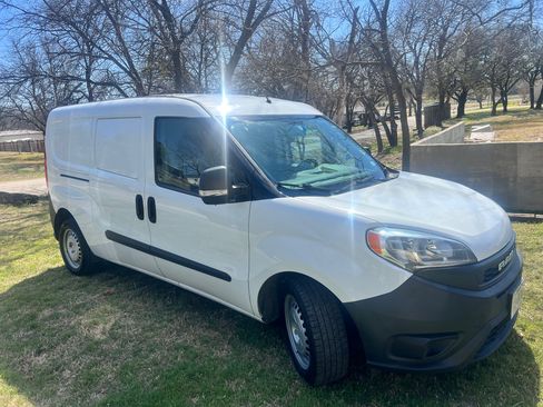 Used 2021 RAM ProMaster City Tradesman image 2