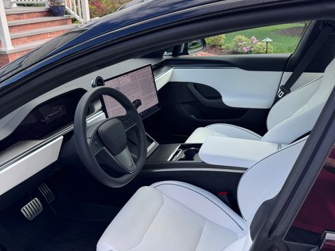 Used 2023 Tesla Model S Plaid AWD/4WD image 12