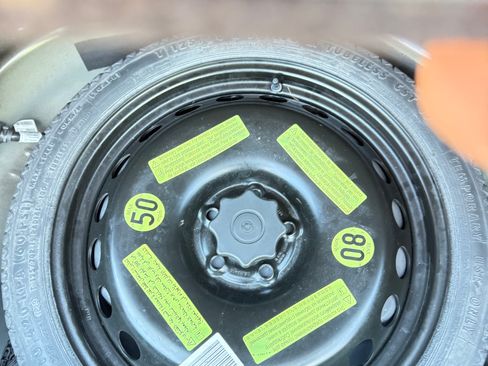 Used 2013 Audi A4 2.0T Premium Plus w/ Premium Plus Pkg image 10