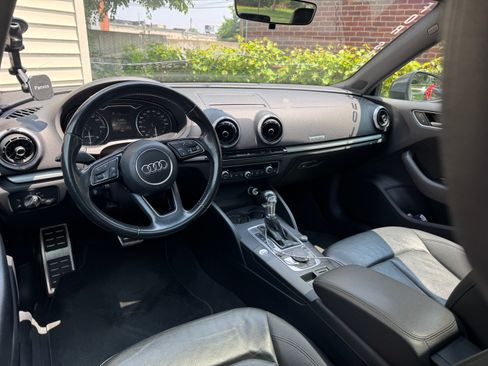 Used 2017 Audi A3 e-tron Premium image 15