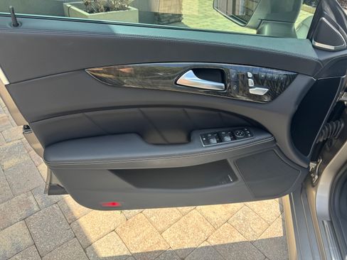 Used 2016 Mercedes-Benz CLS 400 image 10