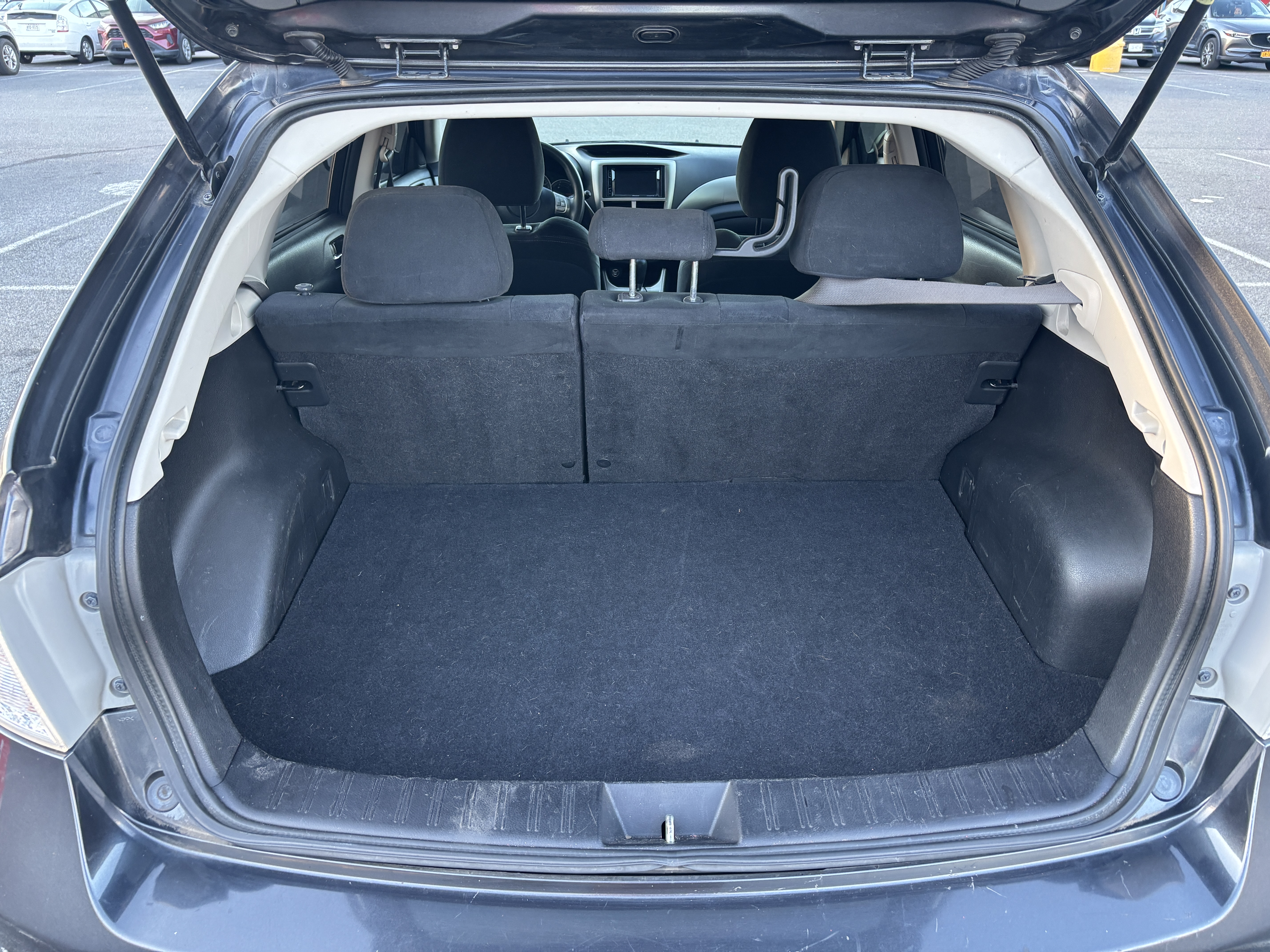 Used 2010 Subaru Impreza 2.5i AWD/4WD image 18