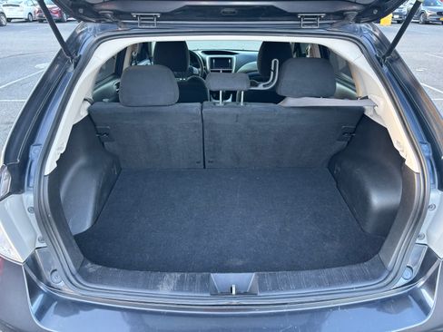 Used 2010 Subaru Impreza 2.5i AWD/4WD image 18
