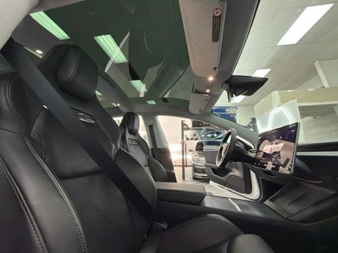 Used 2024 Tesla Model 3 Performance AWD/4WD image 19