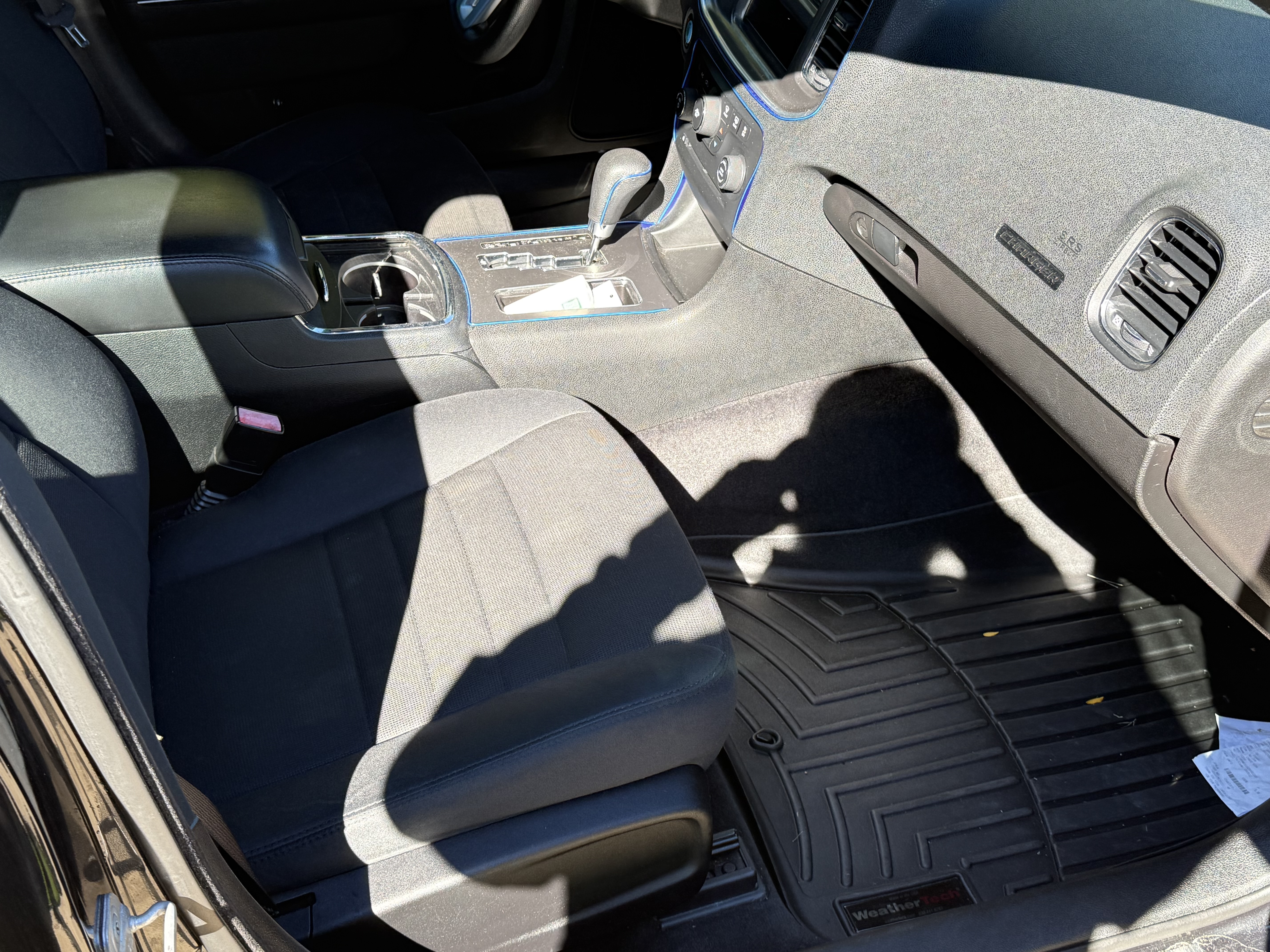 Used 2011 Dodge Charger SE RWD image 13