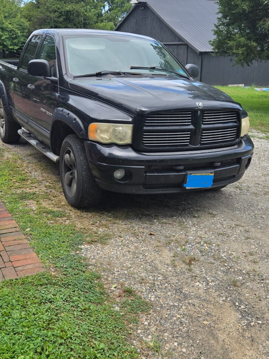 Used 2004 Dodge Ram 1500 Truck SLT w/ Sport Appearance Group AWD/4WD image 1