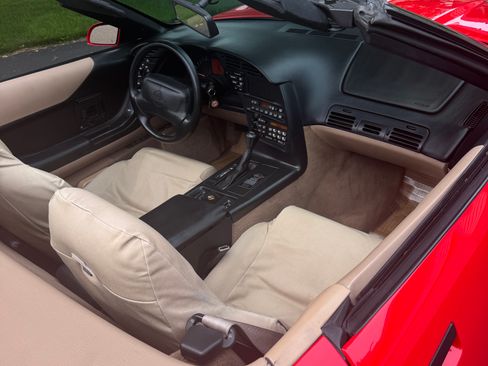 Used 1994 Chevrolet Corvette Convertible image 11