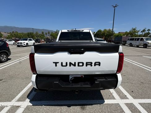 Used 2022 Toyota Tundra SR5 w/ SR5 Convenience Package RWD image 6