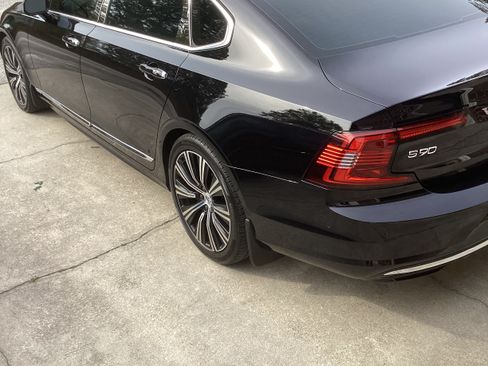 Used 2022 Volvo S90 B6 Inscription image 8