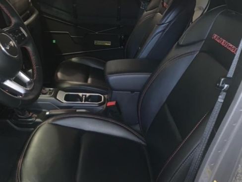 Used 2020 Jeep Gladiator Rubicon AWD/4WD image 6