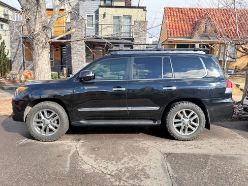 Used 2014 Lexus LX 570 4WD image 6