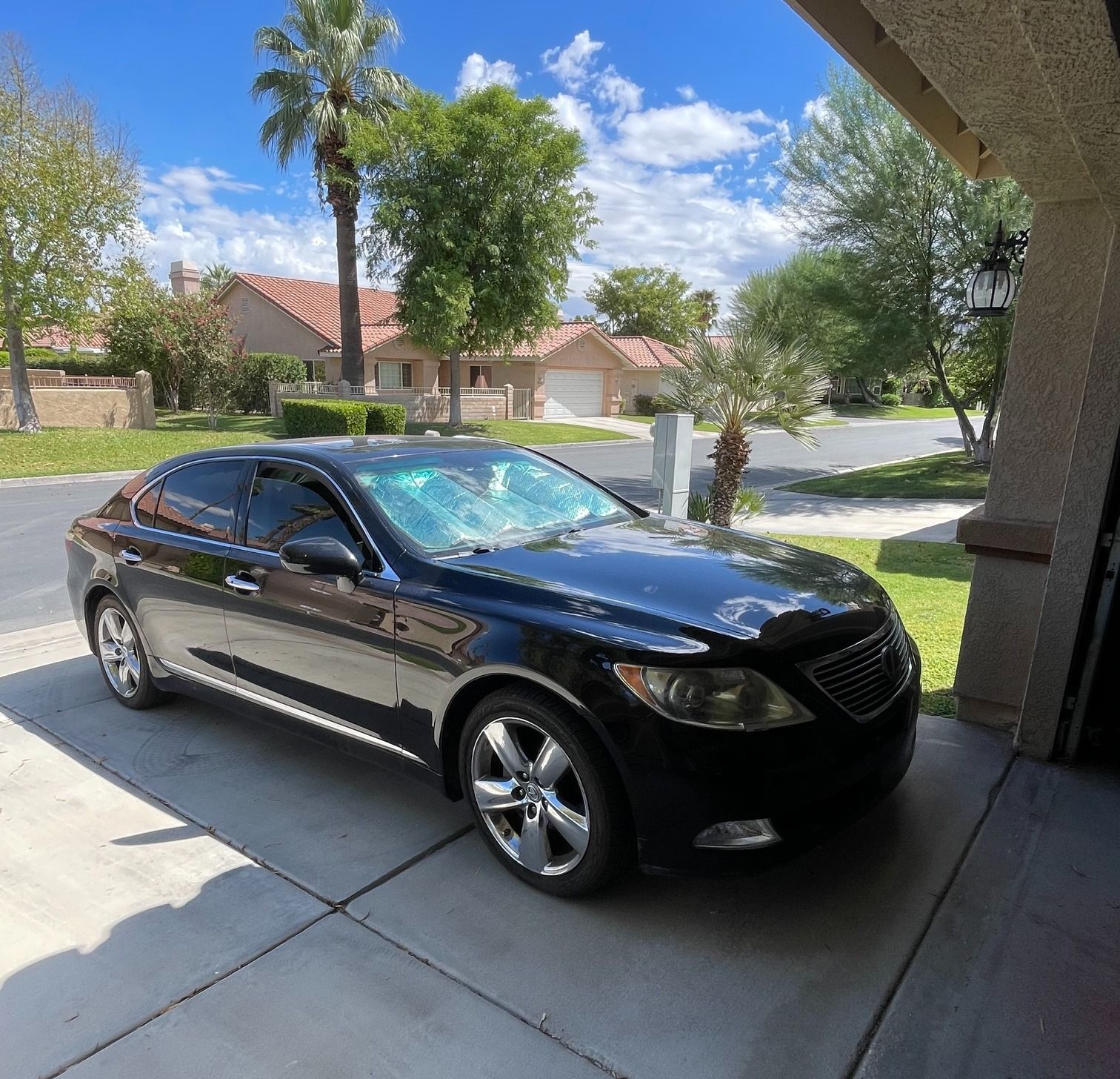 Used 2008 Lexus LS 460 L RWD image 1