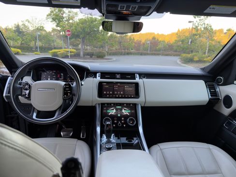 Used 2021 Land Rover Range Rover Sport HSE Silver Edition AWD/4WD image 16