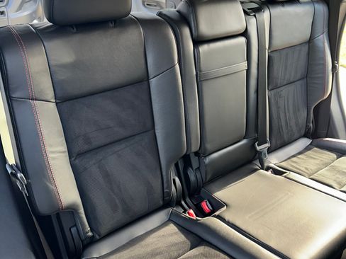 Used 2013 Jeep Grand Cherokee Trailhawk image 10