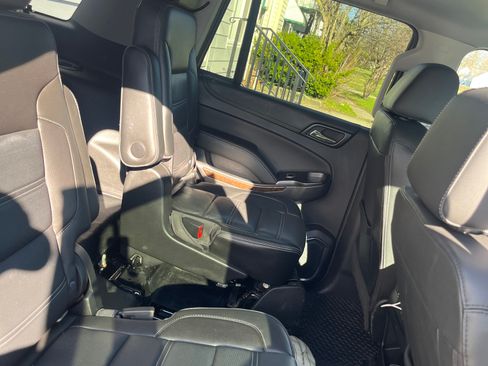 Used 2015 Chevrolet Tahoe 4WD image 11