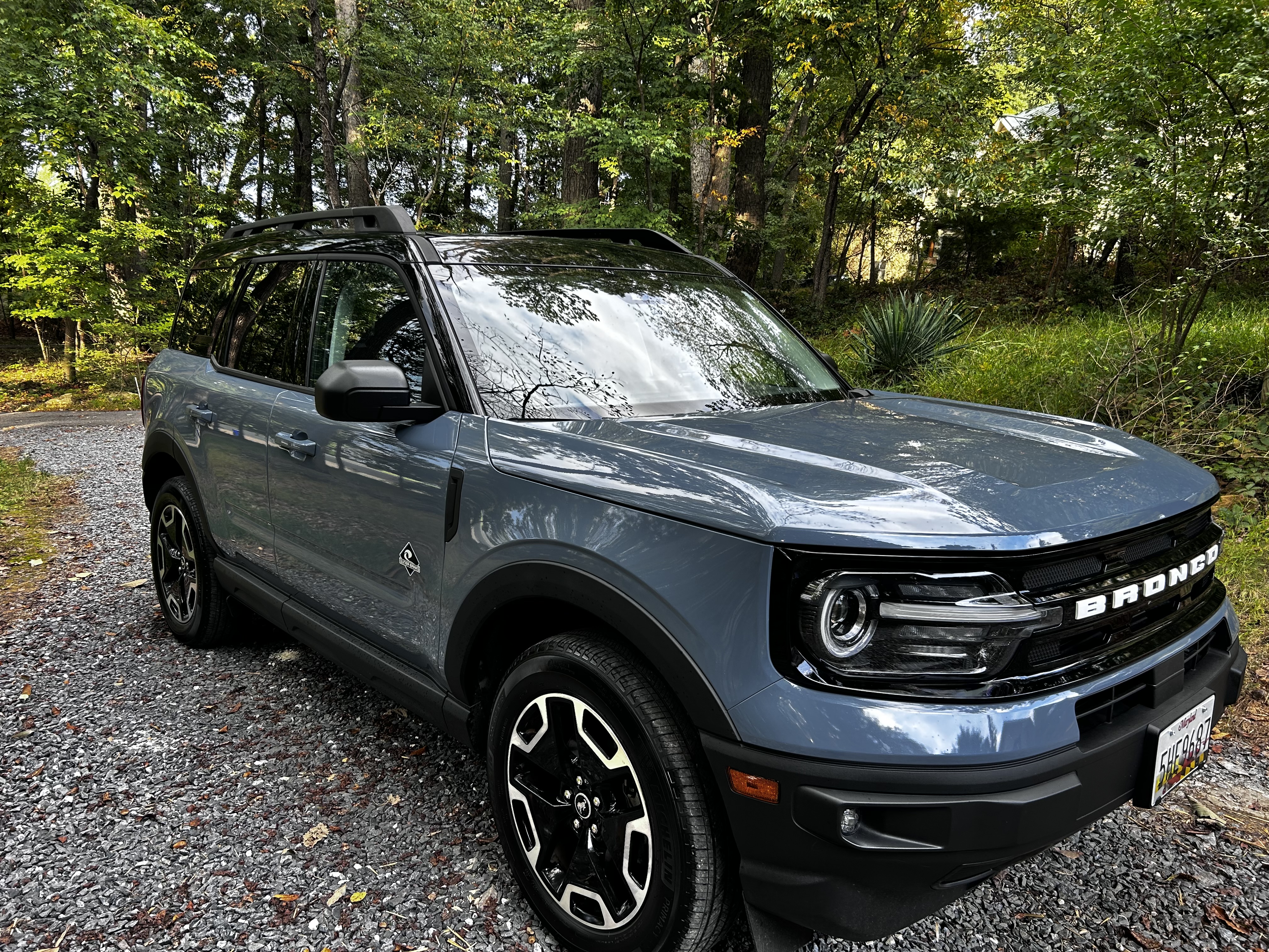 Used 2024 Ford Bronco Sport Outer Banks w/ Tech Package AWD/4WD image 2