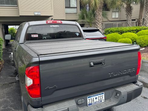 Used 2021 Toyota Tundra SR5 AWD/4WD image 28