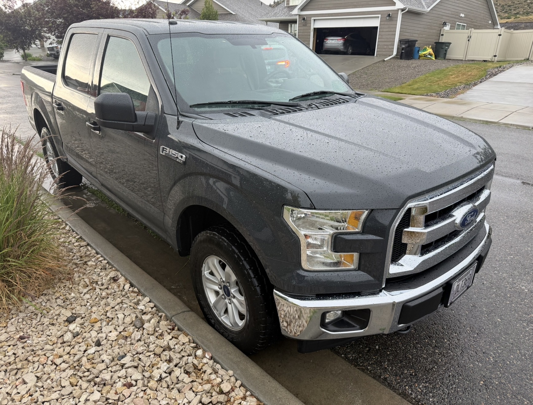 Used 2017 Ford F150 XLT AWD/4WD image 6