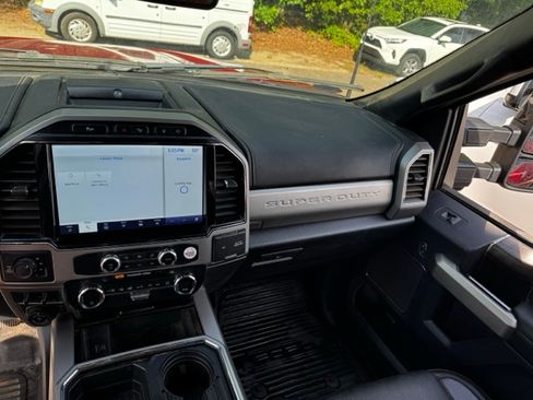 Used 2022 Ford F350 Lariat w/ Black Appearance Package AWD/4WD image 14