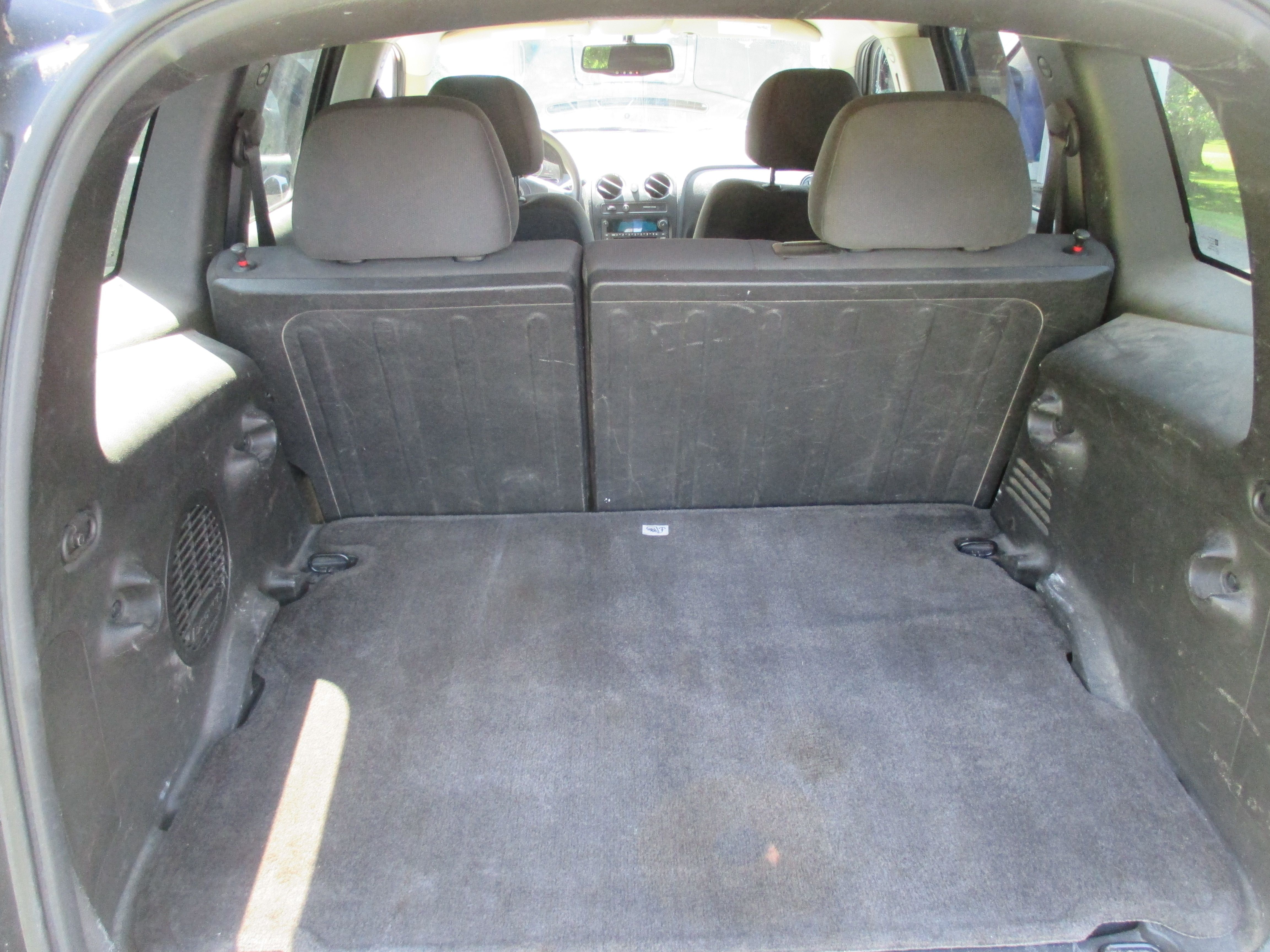 Used 2011 Chevrolet HHR LS FWD image 3