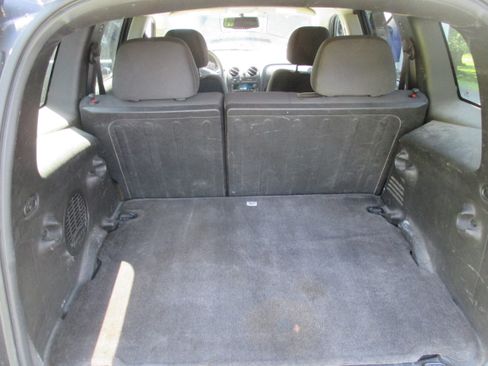 Used 2011 Chevrolet HHR LS image 3