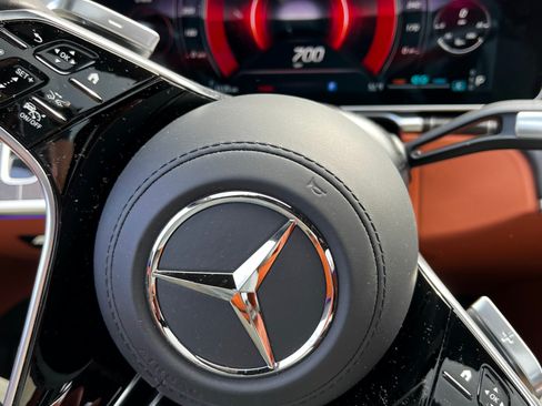 Used 2022 Mercedes-Benz S 580 4MATIC Sedan image 11