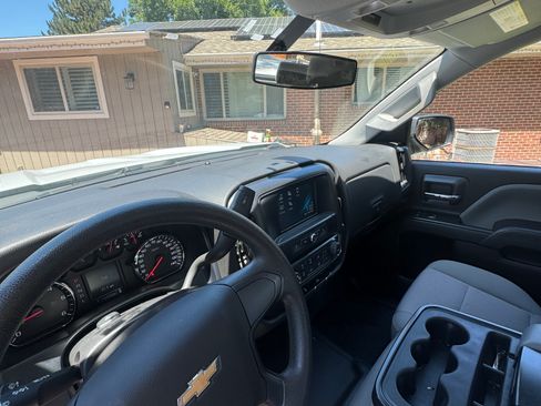 Used 2018 Chevrolet Silverado 1500 W/T w/ Trailering Package image 19