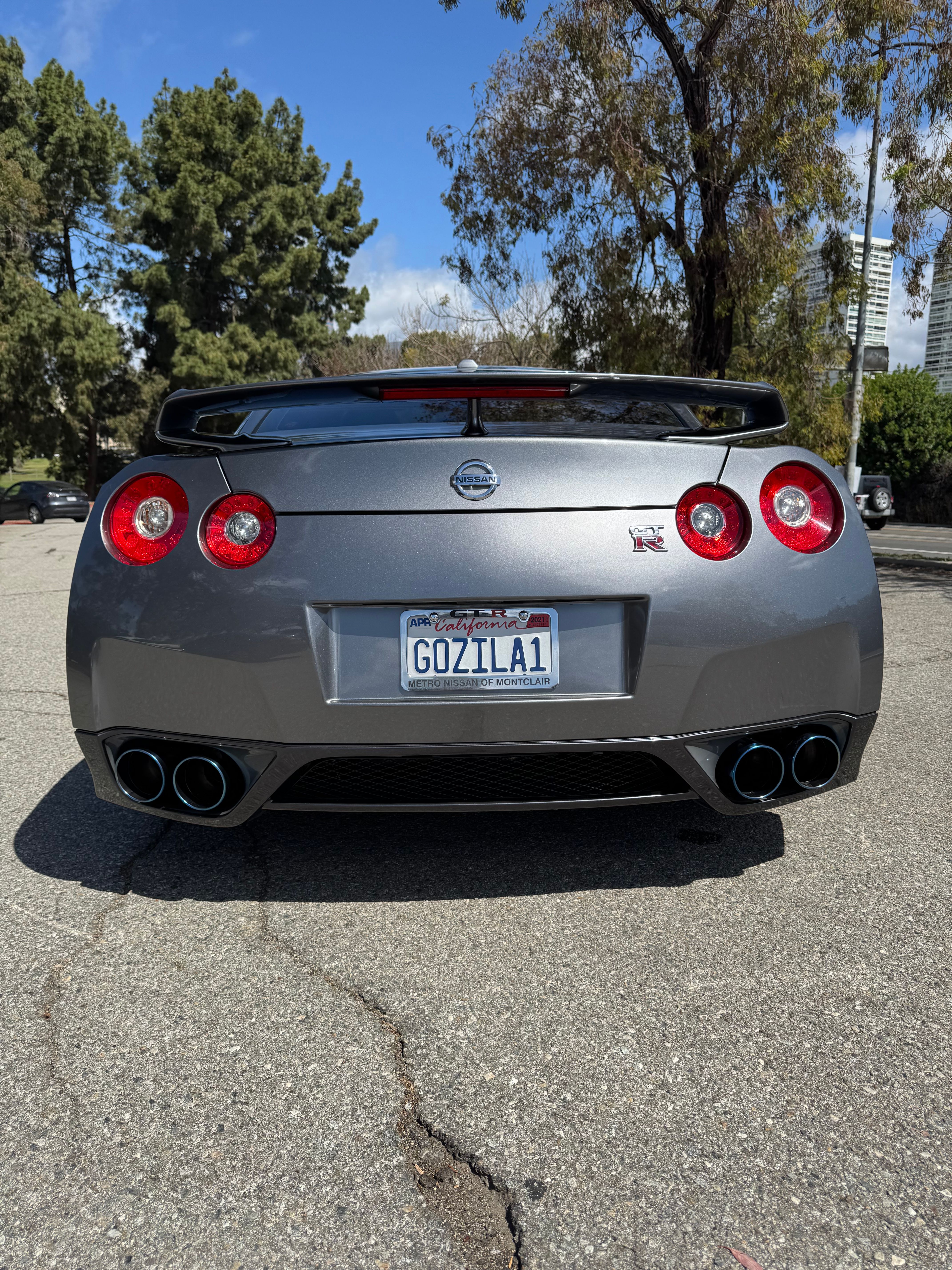 Used 2010 Nissan GT-R Premium AWD/4WD image 19