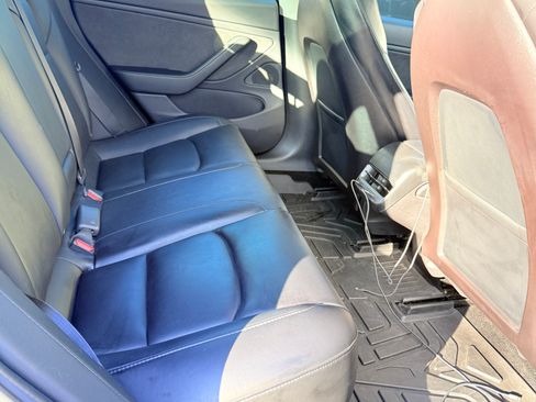 Used 2019 Tesla Model 3 Long Range image 22