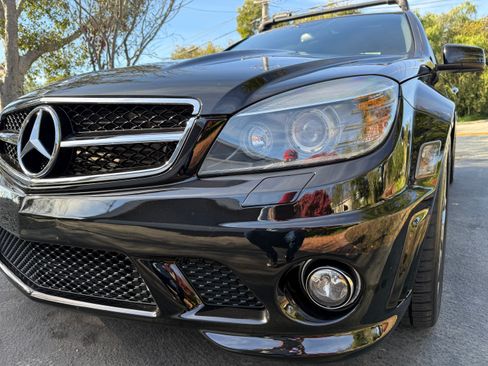 Used 2010 Mercedes-Benz C 63 AMG Sedan image 13